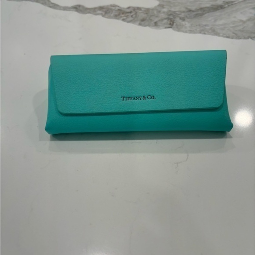 Tiffany and Company leather‎ reading glasses case
